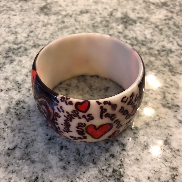 ❤️ LOVE-themed Cuff bracelet ❤️ - Picture 6 of 11
